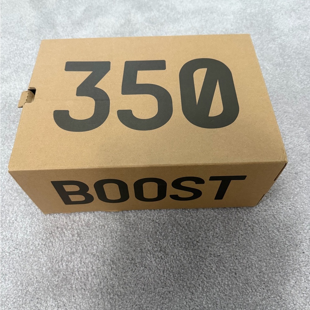Adidas Yeezy Boost 350 V2 “Blue Tint” Size 9.5 Worn Once - Picture 7 of 9